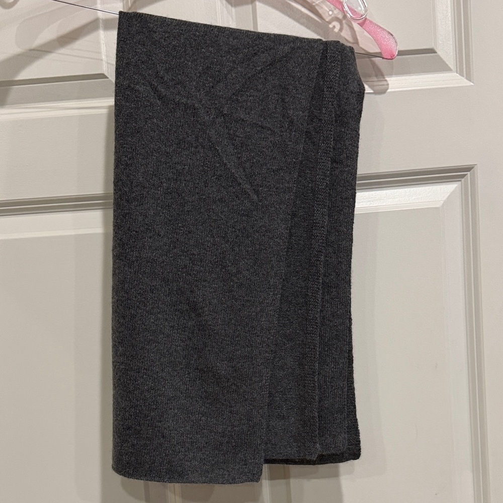 Geneva Cashmere scarf